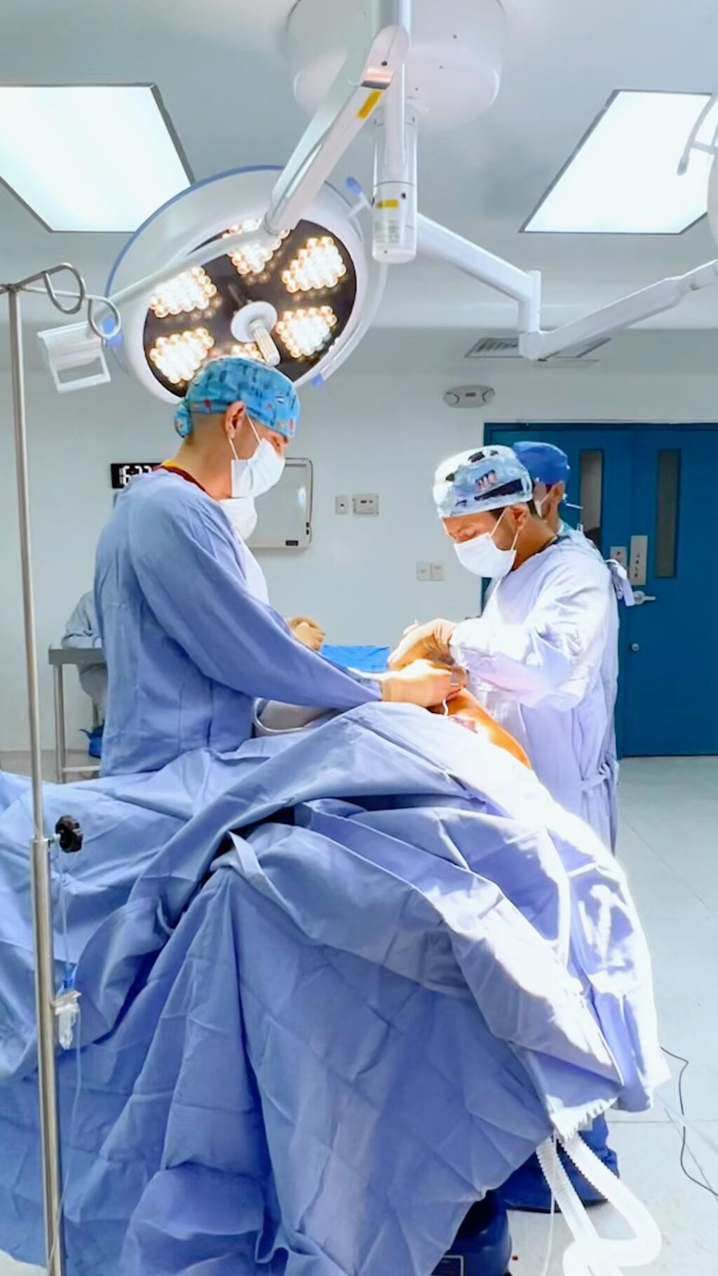 Instagram post from dr.ricardovazquezrea. This post is in position 3.